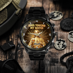 Watch-mockup-scene2